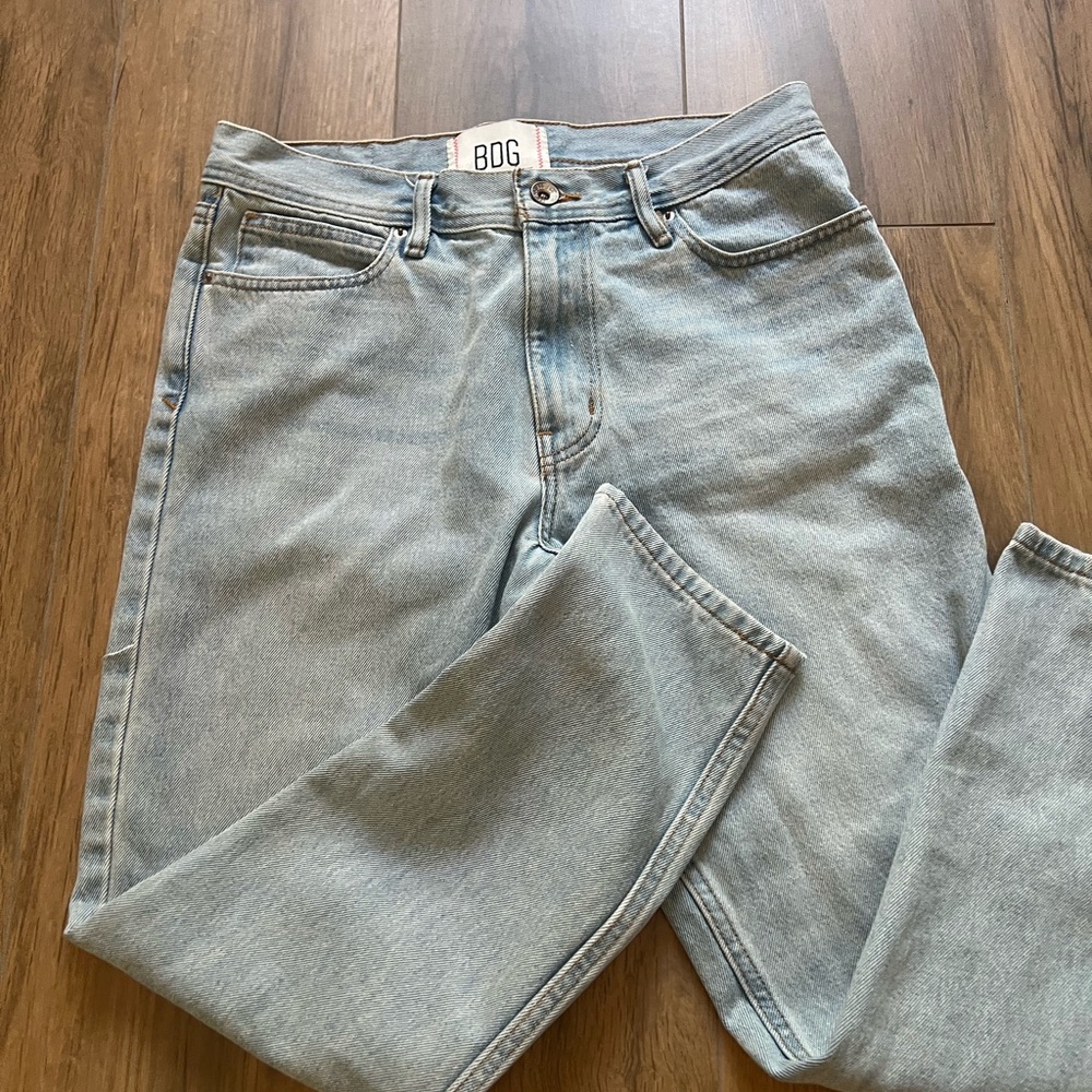 BDG Urban Outfitters Mens Dad Slim TaperedFit Light Wash Denim Blue Jeans 32x32